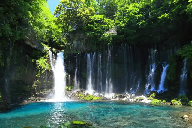 富士宮市にある白糸の滝
