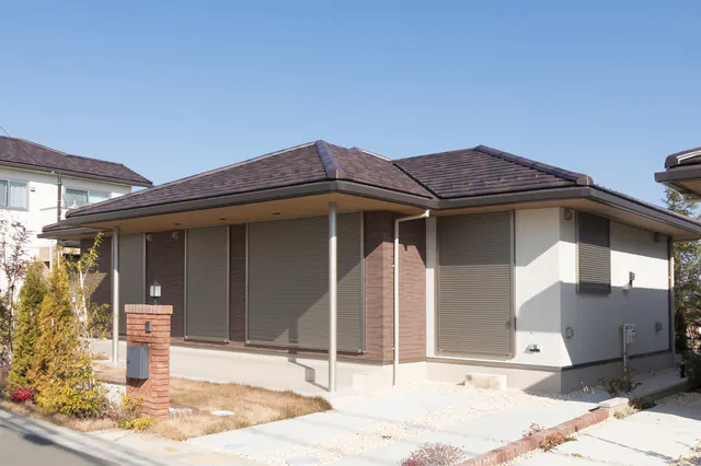 平屋を建てるならどこがいい？ハウスメーカー・工務店・設計事務所の選び方、設計上の注意点